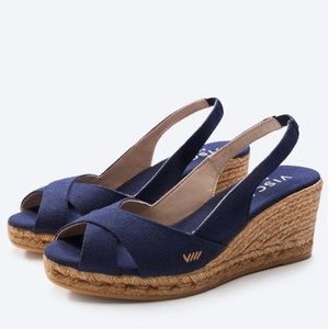 $110 Viscata Barcelona Canvas Wedge Espadrille Sandals navy - new US 6.5/ EU 37